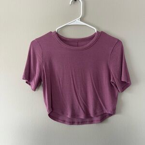 Lululemon Hold Tight Cropped T-Shirt Velvet Dust